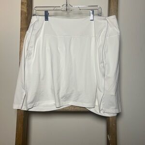 Nike Dri-FIT White Golf Tennis Skort Skirt - Never worn